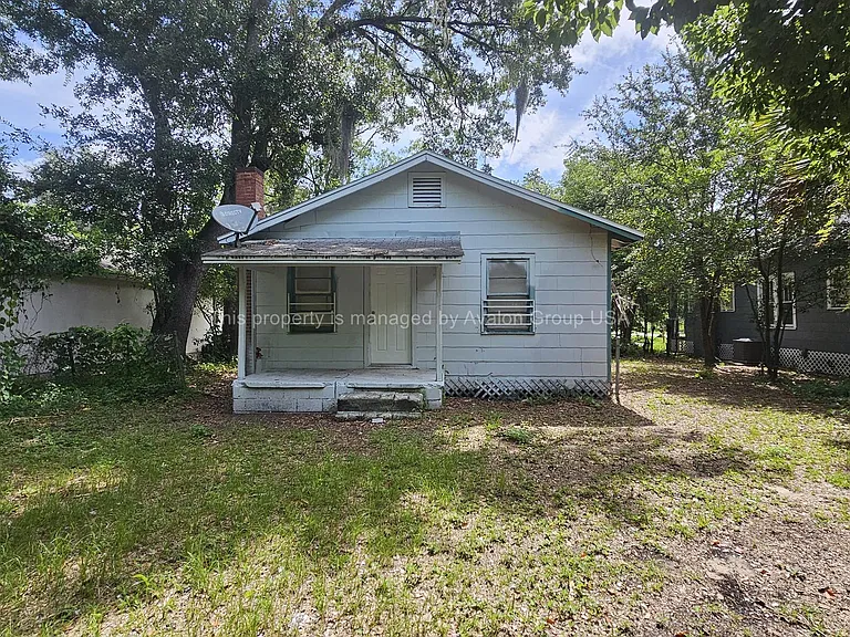 738 Westbrook Rd — Photo 12