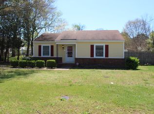 5213 Spruce Dr, Fayetteville, NC 28304