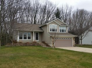 15075 Briarwood St, Grand Haven, MI 49417