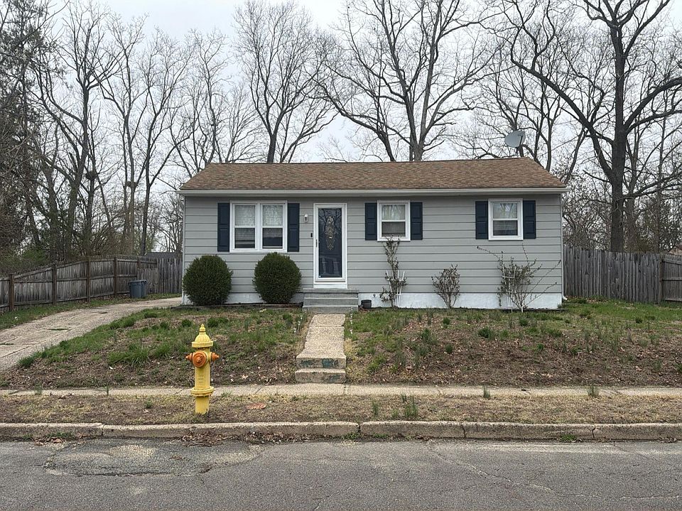1st image of 612 Cabot Dr