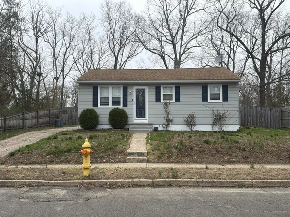 612 Cabot Dr, Browns Mills, NJ 08015