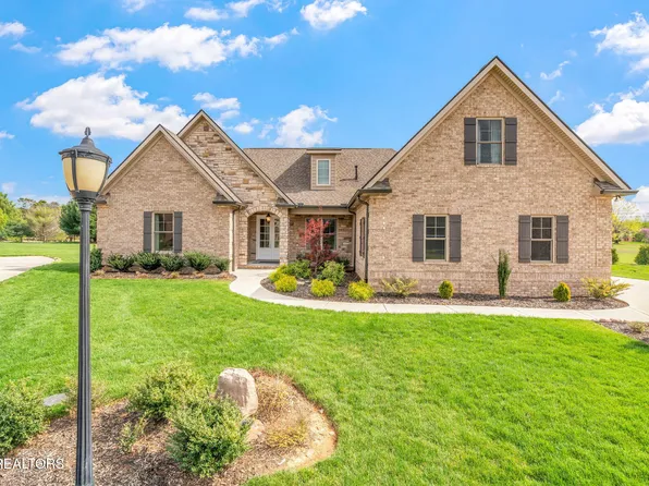 528 E Port Dr, Lenoir City, TN 37772