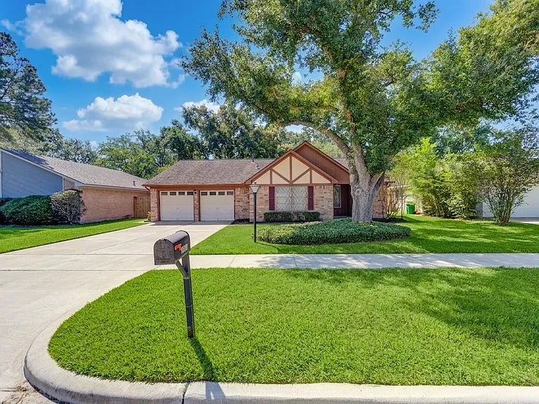 22323 Indian Ridge Dr — Photo 14