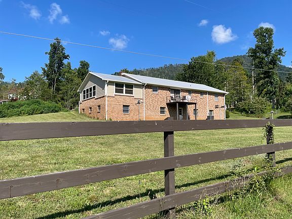 View of East side of home