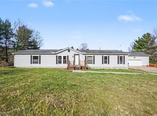 2122 S Pricetown Rd, Diamond, OH 44412