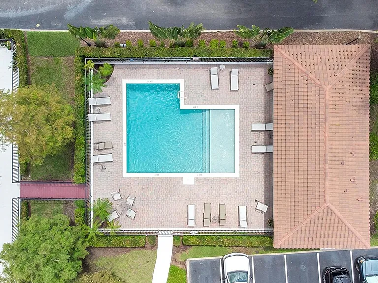7824 Holiday Isle Dr #203 — Photo 11