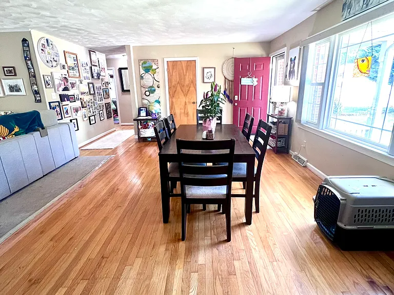 1544 Kilmer Ln — Photo 7