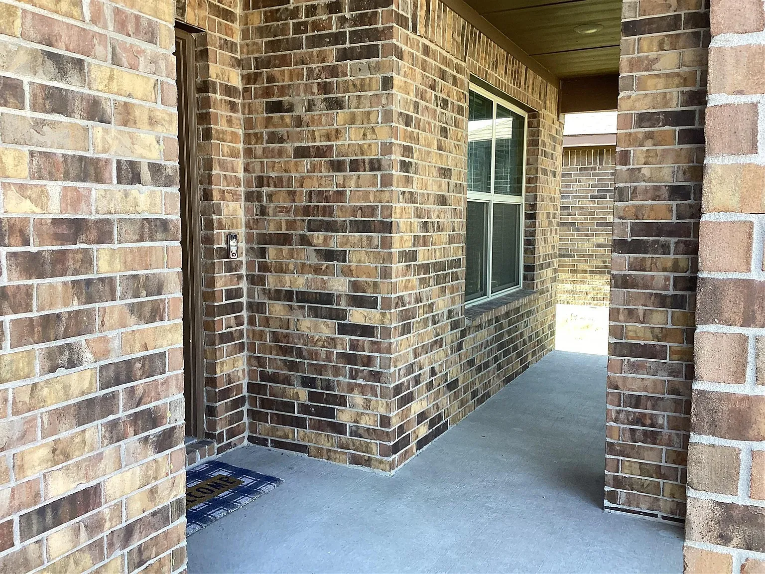3 bed, 1794 sqft, $2,295 — Photo 2
