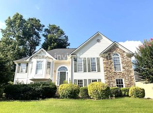 174 Valleyside Dr, Dallas, GA 30157