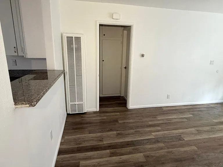 263 S Lemon St #B — Photo 2
