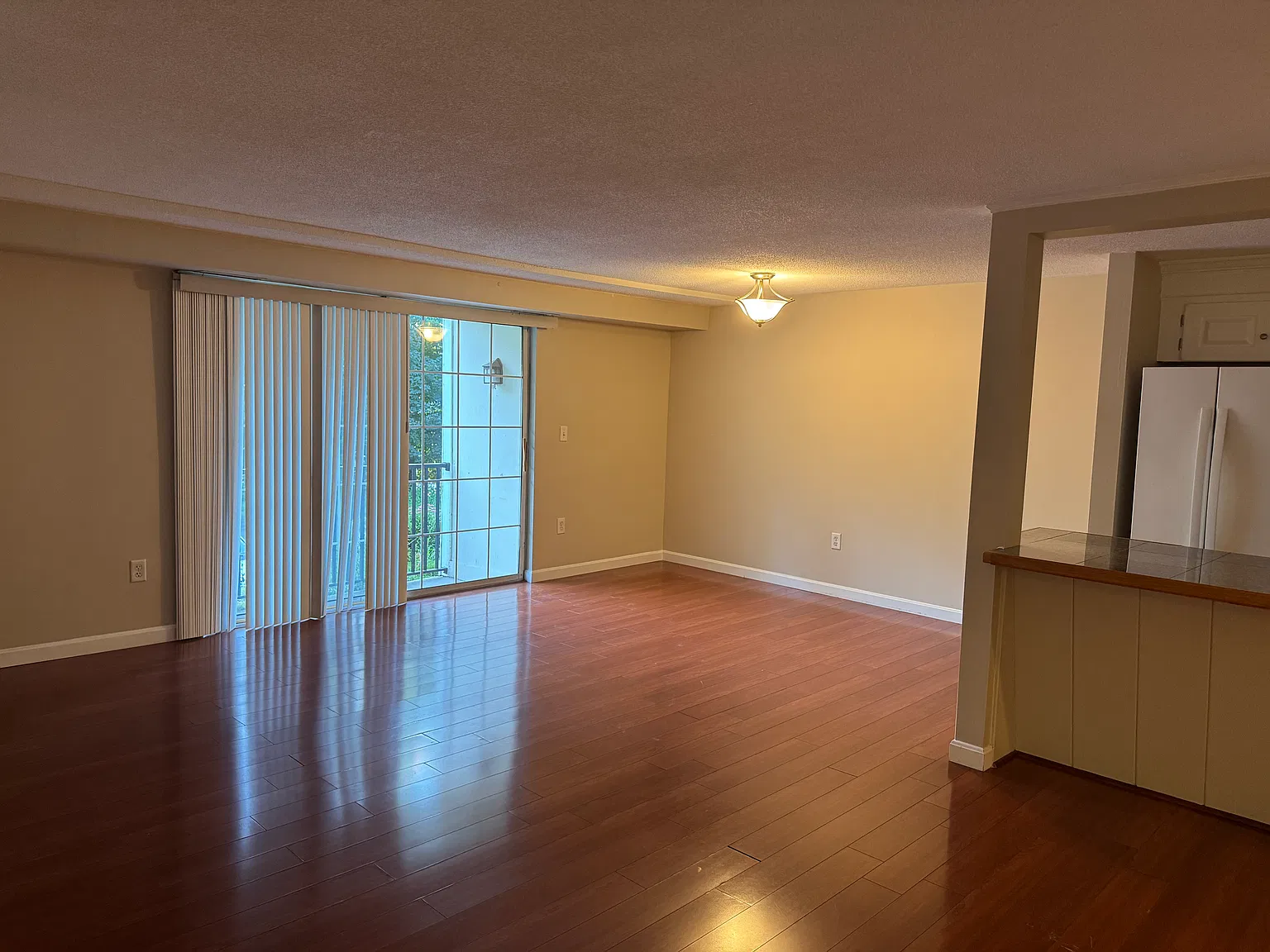 2 bed, 1.5 bath, 1100 sqft, $2,550 — Photo 1