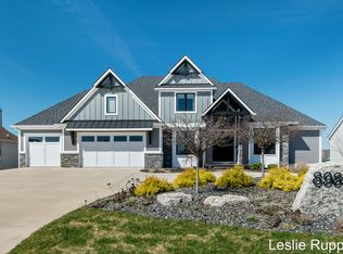 8985 24th Ave, Jenison, MI