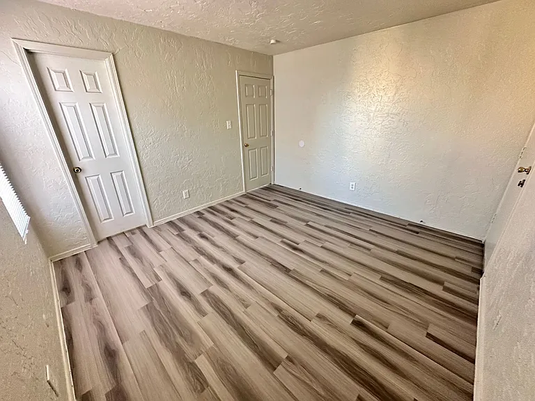 3504 Tulane Dr Ne — Photo 10