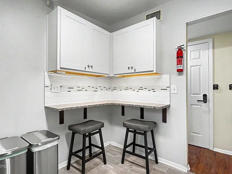 2909 Lauderdale Dr E #A-1 — Photo 11
