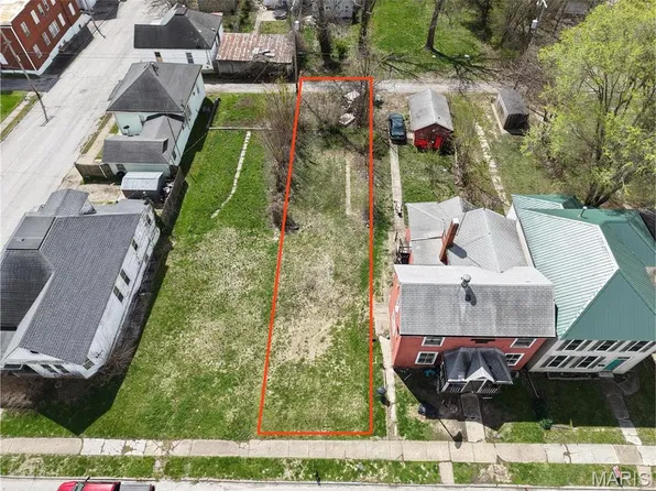 1805 Chestnut St, Hannibal, MO 63401