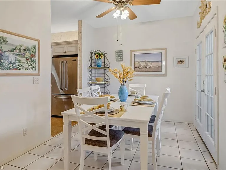 7108 Barrington Cir #101 — Photo 6