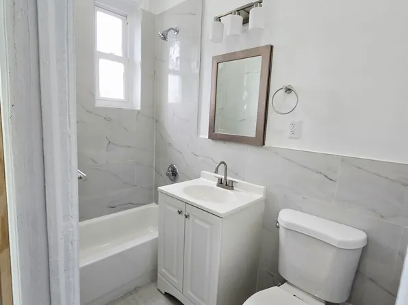 54-12 Flushing Avenue image 9 of 13