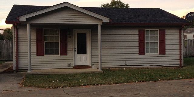 1st image of 204-209 Phillip Ct