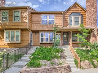 6827 Mountain Top Ln, Colorado Springs, CO 80919