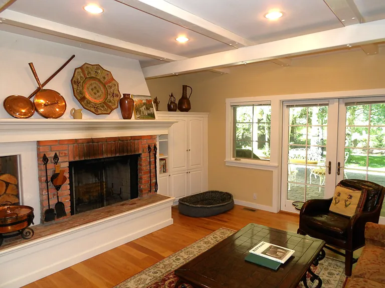 11 Willow Rd — Photo 9