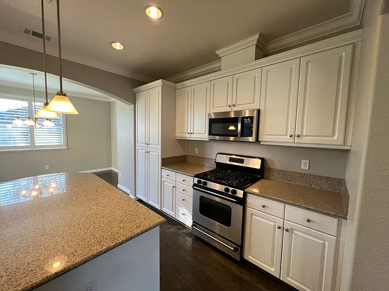 937 Jasmine Hollow Dr — Photo 8