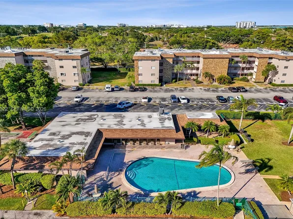 2481 SW 82nd Ave APT 205, Fort Lauderdale, FL 33324