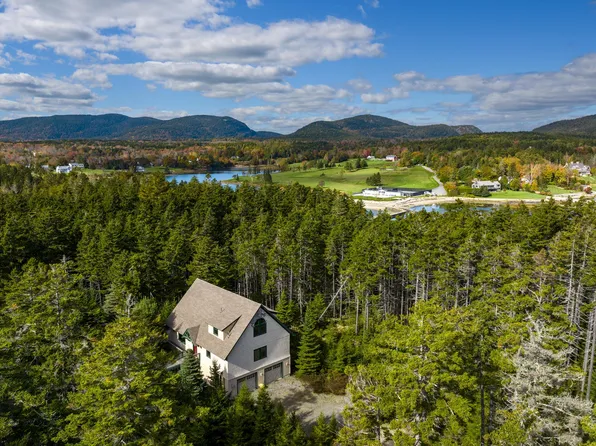 58 S Causeway Lane, Southwest Harbor, ME 04679