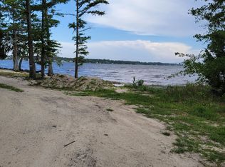 101 Bay Breeze Dr, Freeport, FL 32439