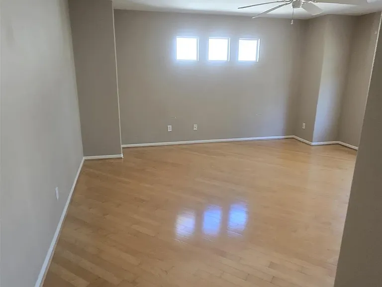 11442 Trailbrook Ln — Photo 32