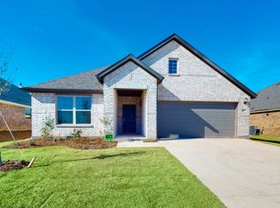 1045 Longbow Ln, Crowley, TX 76036