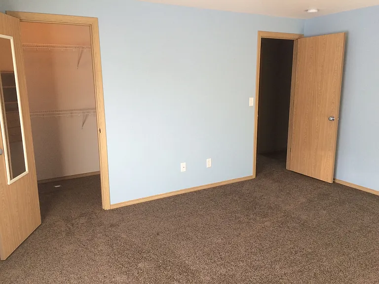 1900 Leanne Ave — Photo 10