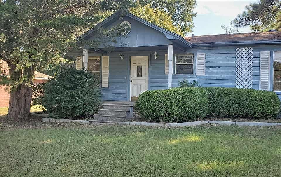 2nd image of 2908 Rhinehart St
