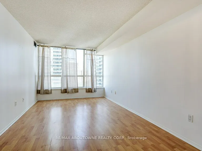 55 Elm Dr W #1007 — Photo 20