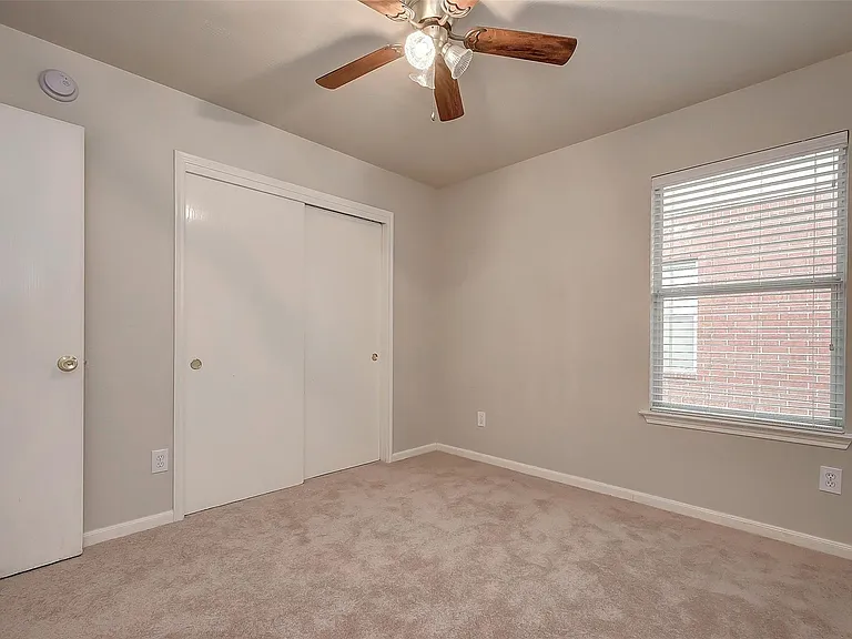7411 Kransburg Ranch Dr — Photo 10
