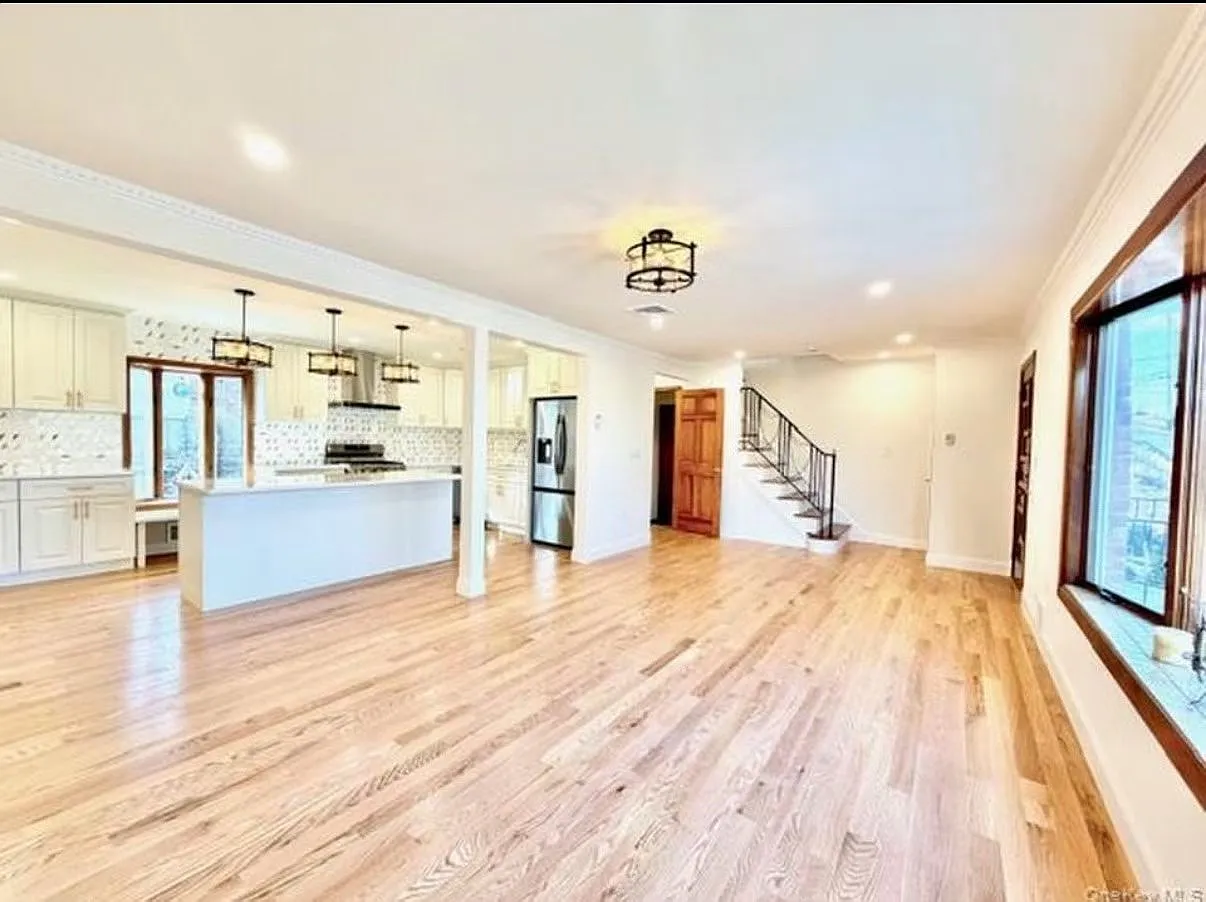 3 bed, 1856 sqft, $5,000 — Photo 4