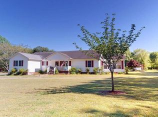 16223 Country Club Rd, Melfa, VA 23410