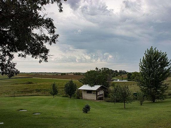3rd image of 3787 County Road 61 NW
