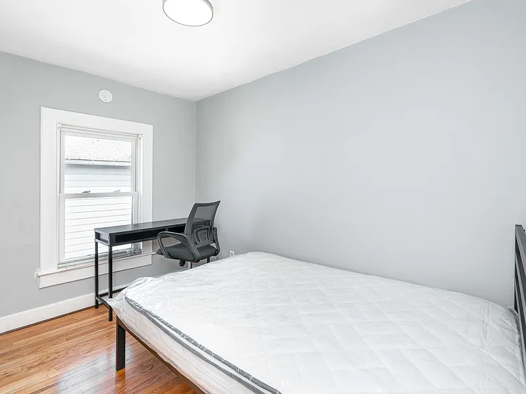 62 Cleveland Ave #3Q — Photo 8