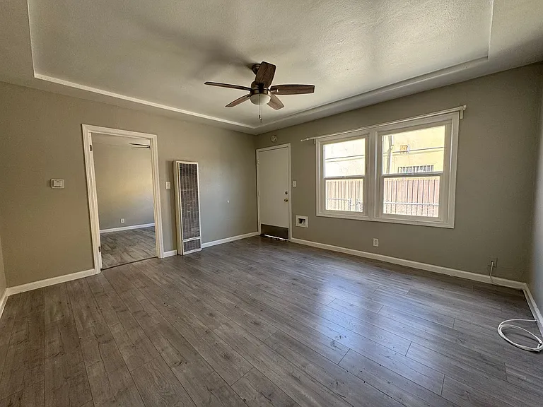 3569 Mulford Ave — Photo 4