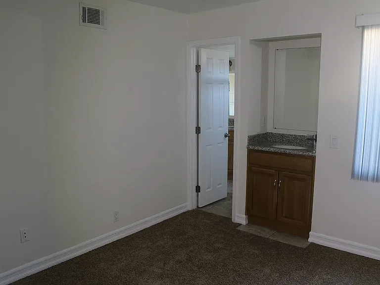 129 S Melrose St #1 — Photo 7