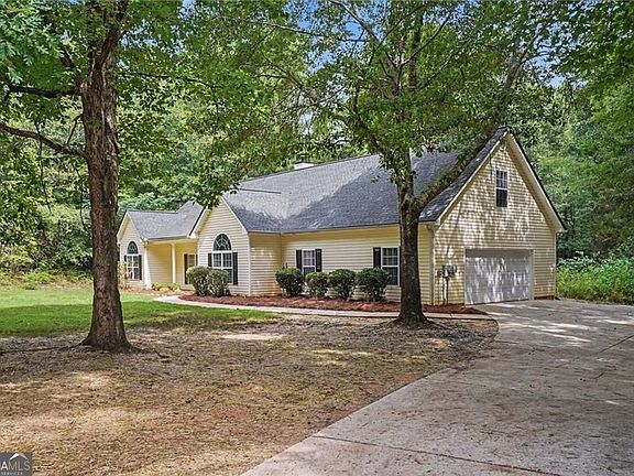 2nd image of 1279 Coan Dr