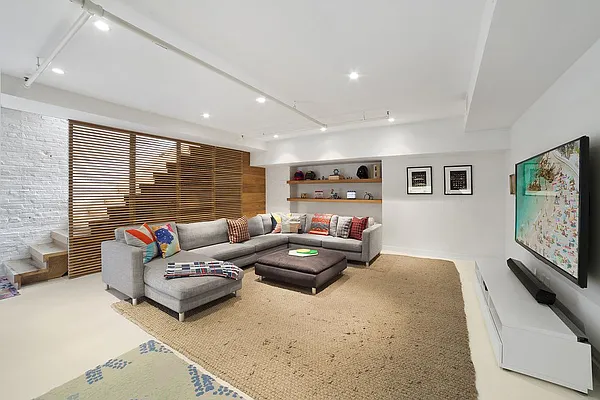 Sold by Corcoran | media 12