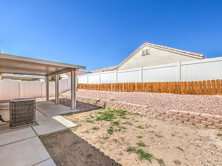 526 Regal Robin Way — Photo 13