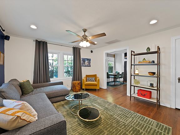 4th image of 1118 Tenison Memorial Dr