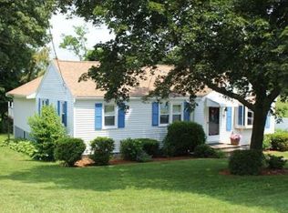 30 Day Cir, Woburn, MA 01801