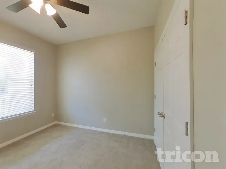 5317 Suncatcher Dr — Photo 9