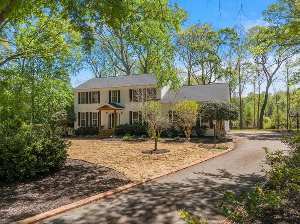 122 Hollyridge Rd, Spartanburg, SC 29301