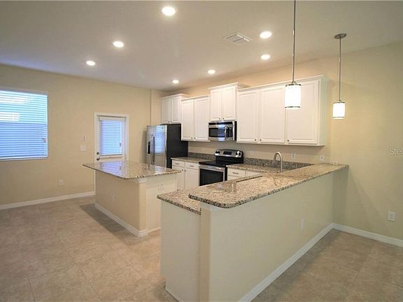 4th image of 14749 Driftwater Dr