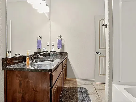 1606 San Francisco Ave — Photo 33