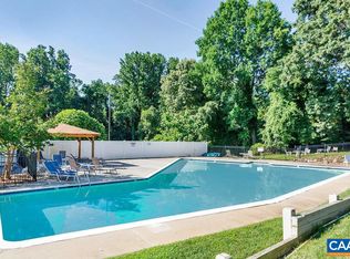 1800 Jefferson Park Ave APT 505, Charlottesville, VA